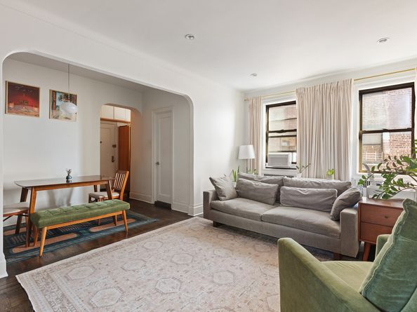 192 East 8th Street 5A, Brooklyn NY 11218