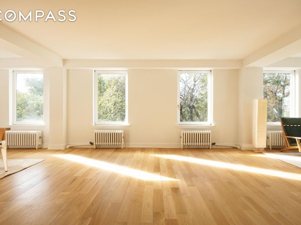 131 Ave B 5C, New York NY 10009