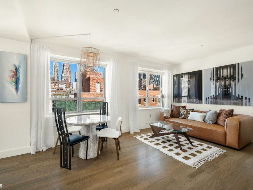 432 West 52nd Street 7H, New York NY 10019
