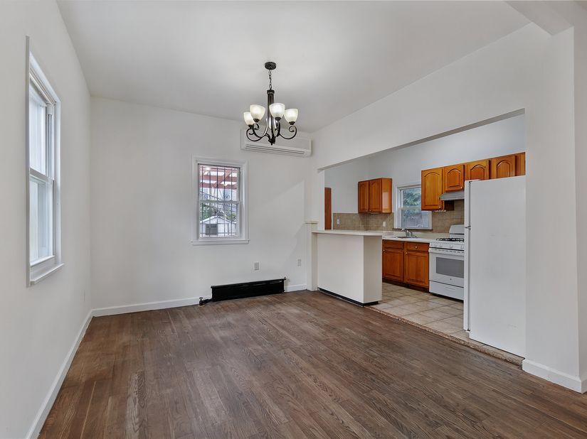 30-92 42nd Street, Queens NY 11103