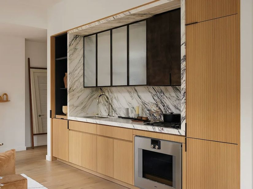 135 East 47th Street 15D, New York NY 10017