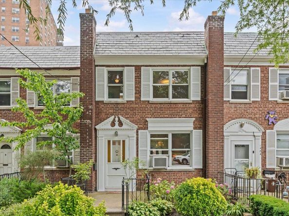 140 Van Cortlandt Park S, Bronx NY 10463