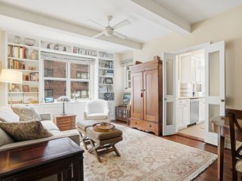 220 Madison Avenue