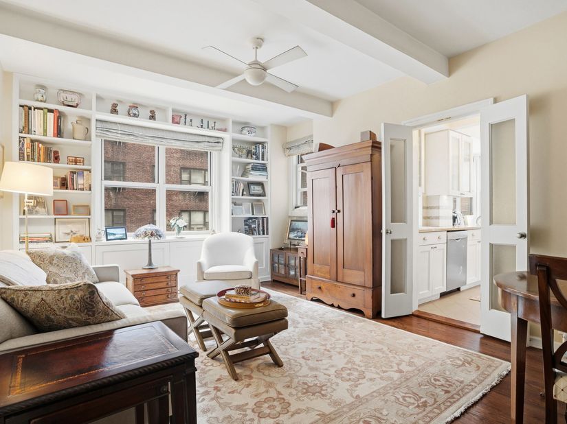 220 Madison Avenue 6R, New York NY 10016
