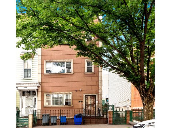 154 Sumpter Street 3FAM, Brooklyn NY 11233