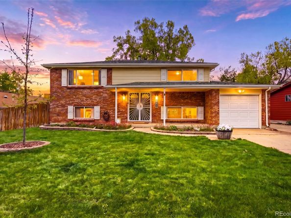 10462 W 9th Avenue, Lakewood CO 80215