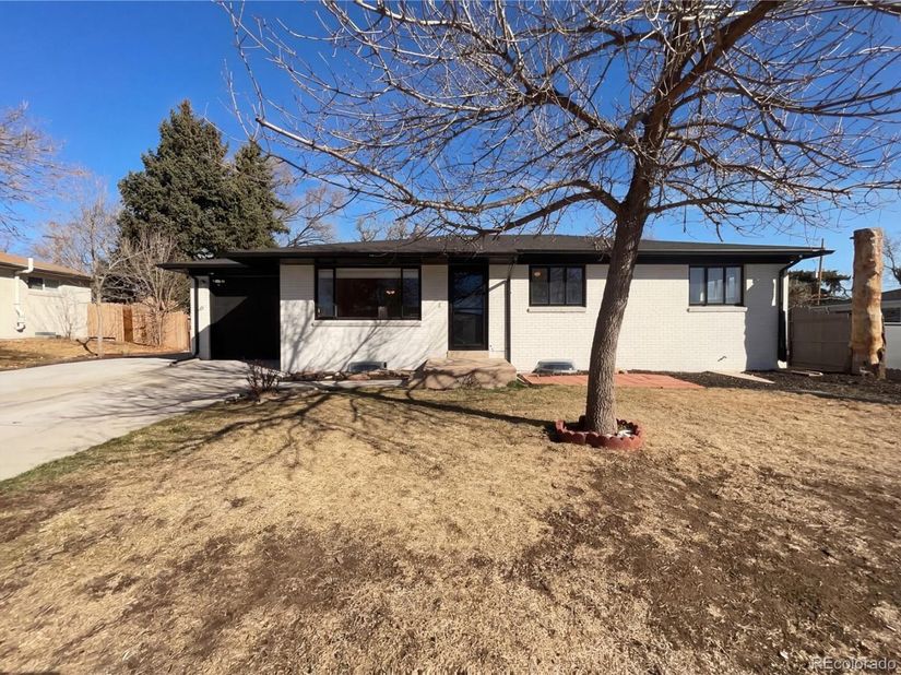 3395 W Saratoga Avenue, Englewood CO 80110