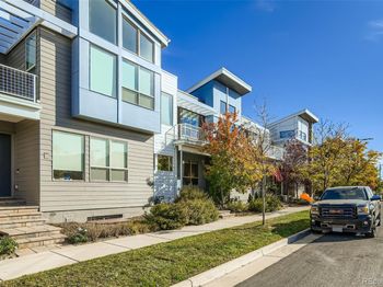 5054 Valentia Street