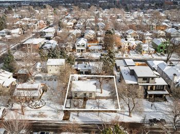 2432 S Saint Paul Street