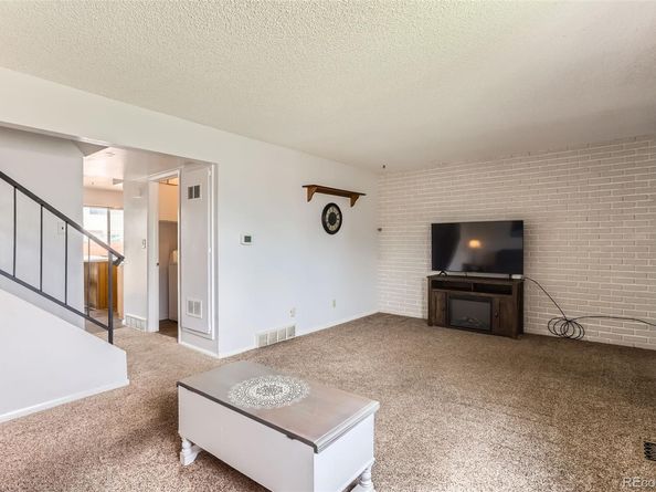 8613 Santa Fe Drive, Thornton CO 80260