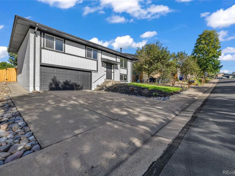 2189 S Coors Circle, Denver CO 80228