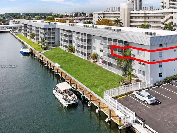 3600 NE 170th St 312, North Miami Beach FL 33160