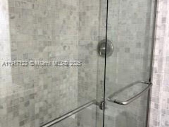 4001 Hillcrest Dr 416, Hollywood FL 33021