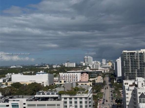 1800 Collins Ave 19B, Miami Beach FL 33139