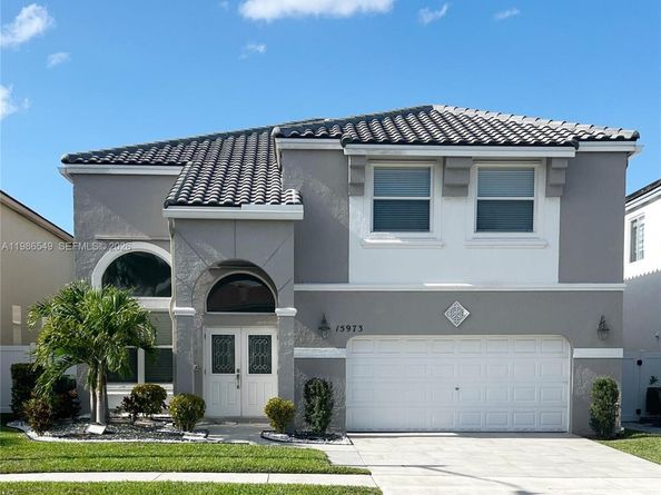 15973 NW 16th Ct, Pembroke Pines FL 33028
