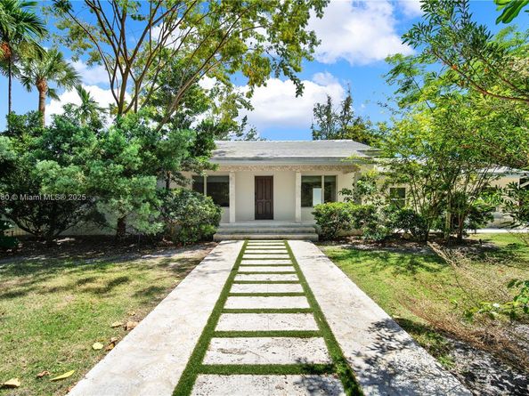 520 Bay Point Rd, Miami FL 33137