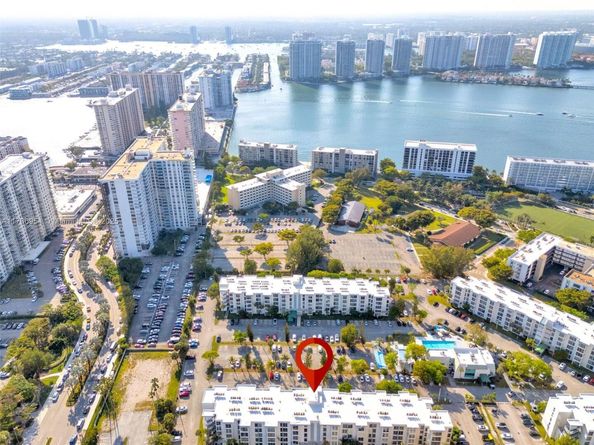 17560 Atlantic Blvd 409, Sunny Isles Beach FL 33160