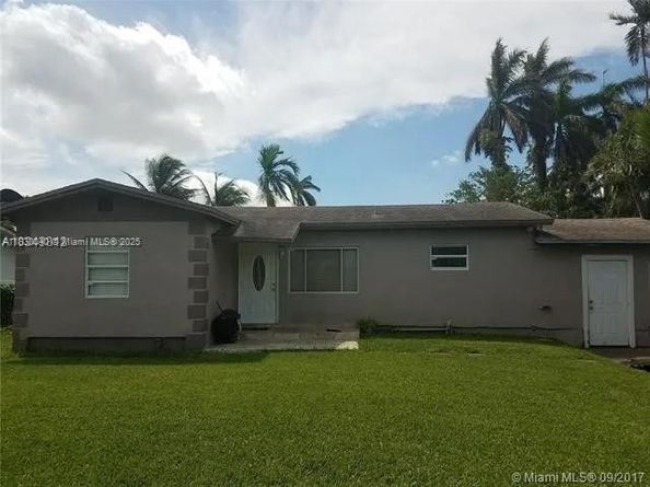 9728 N Little River Dr, Miami FL 33147