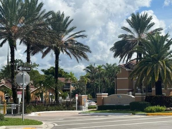 8801 Wiles Rd 307, Coral Springs FL 33067