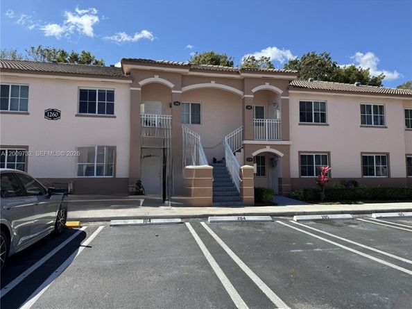 1260 SE 28th Ct 104, Homestead FL 33035