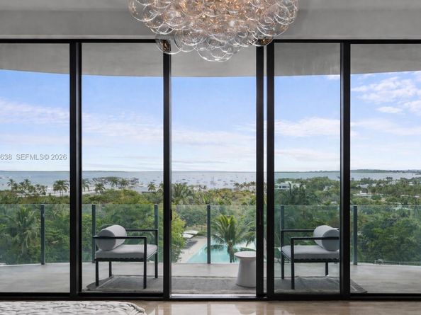 2821 S Bayshore Dr 8A, Coconut Grove FL 33133