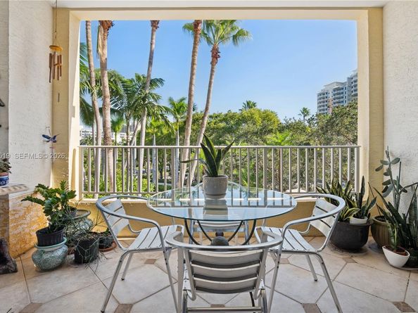 719 Crandon Blvd 310, Key Biscayne FL 33149