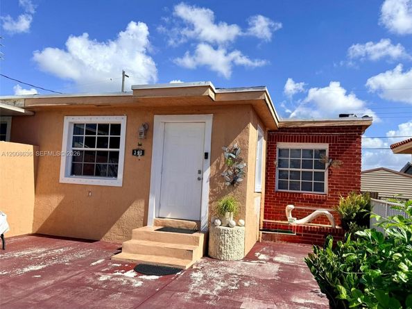Undisclosed Address #A12008636, Hialeah FL 33010