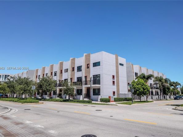 113 NE 6 4623, Fort Lauderdale FL 33304