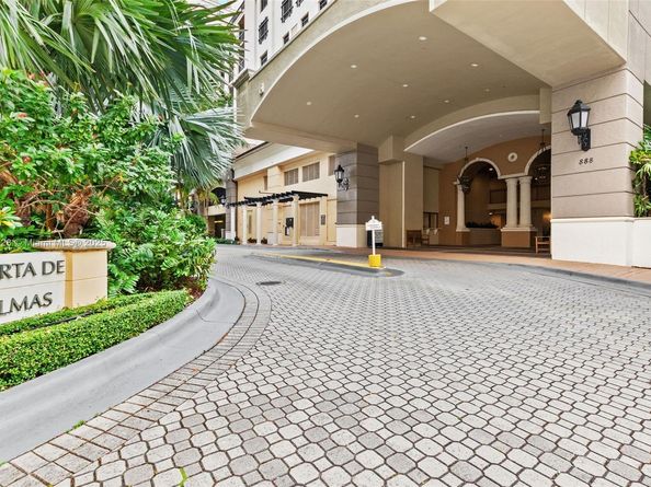 888 S Douglas Rd 113, Coral Gables FL 33134