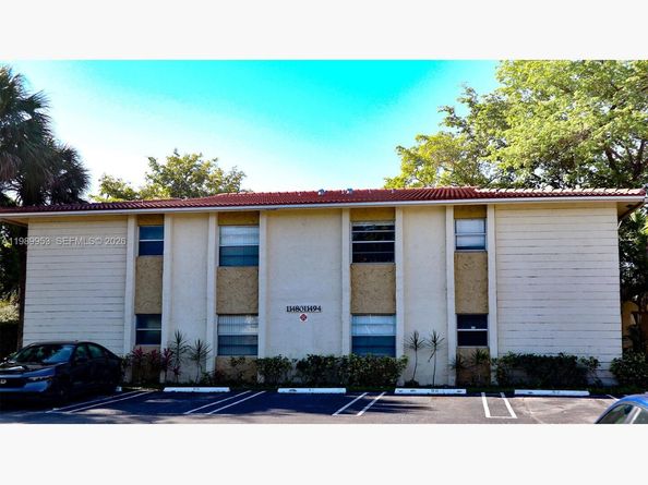 11484 Royal Palm Blvd 11484, Coral Springs FL 33065