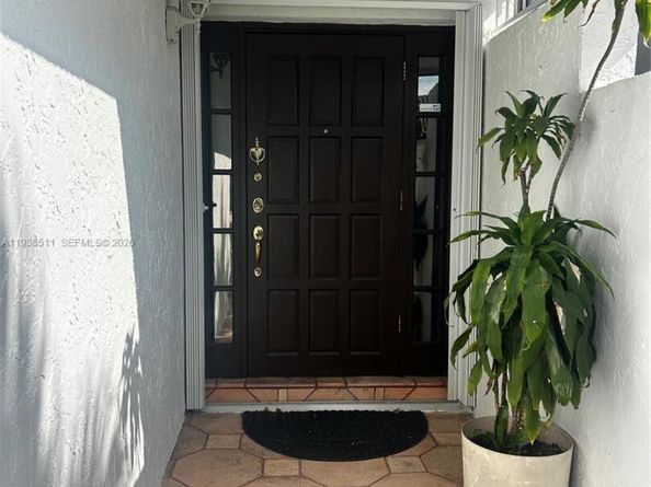461 SW 89th Ct, Miami FL 33174