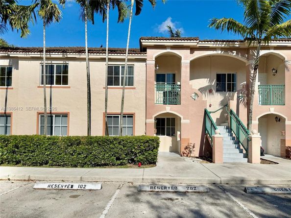 2251 NW 77th Way 102, Pembroke Pines FL 33024