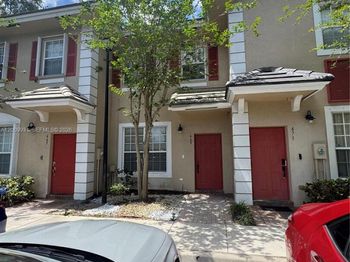 669 NW 42nd Ave