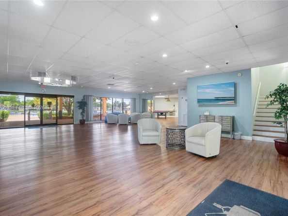 200 Gate Rd 207, Hollywood FL 33024