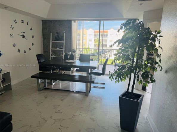 10700 NW 66th St 414, Doral FL 33178