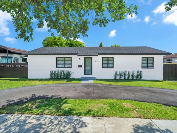10220 SW 168th St, Miami FL 33157
