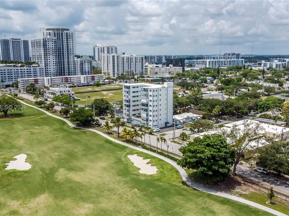 1700 Pierce St 703, Hollywood FL 33020