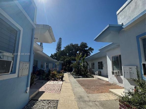 770 83rd St, Miami Beach FL 33141