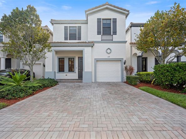 674 NE 191st Ter, Miami FL 33179