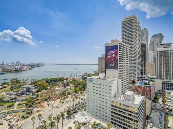 244 Biscayne Blvd 2309, Miami FL 33132