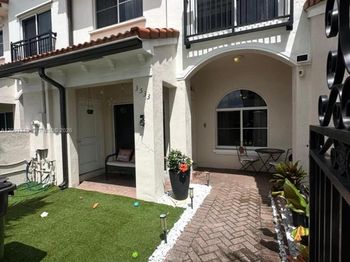 3533 NW 30th Ct