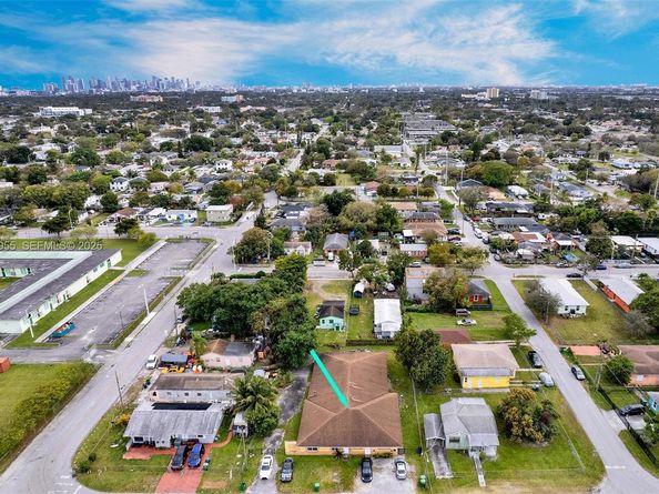 1910 NW 72nd St, Miami FL 33147
