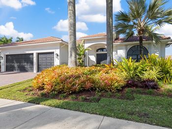 1774 Harbor Pointe Circle