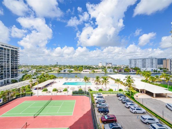 1985 S Ocean Dr 6F, Hallandale Beach FL 33009