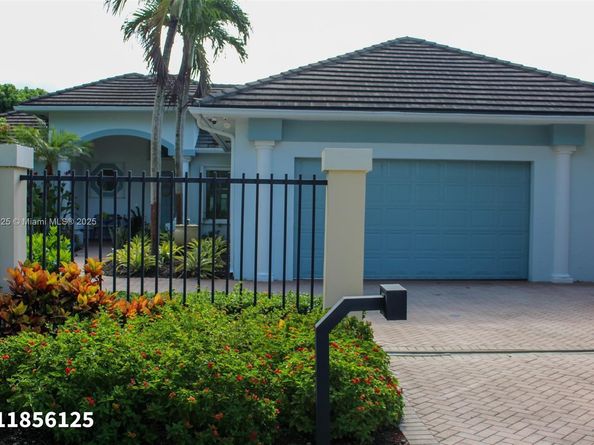 15255 SW 80th Ave, Palmetto Bay FL 33157