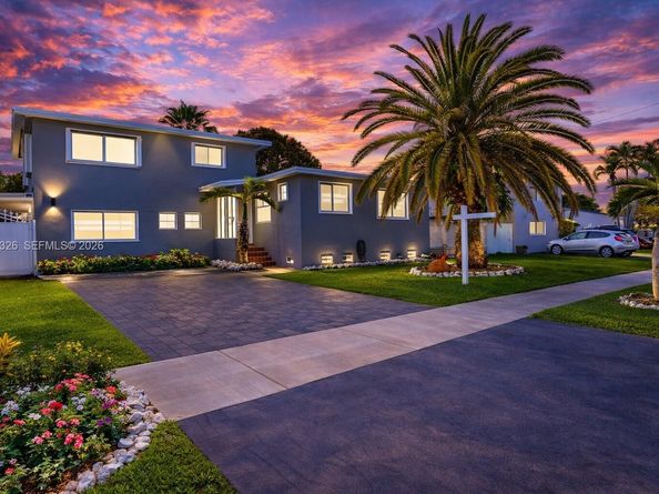 1715 SW 84th Ave, Miami FL 33155