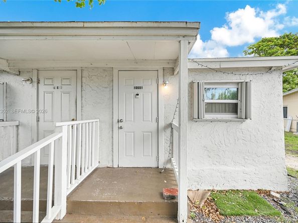 10601 SW 172nd St, Miami FL 33157