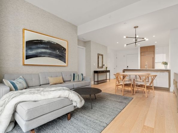 380 Harrison Ave PH2M, Boston MA 02118