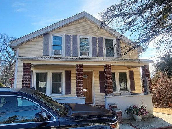 438 School St, Stoughton MA 02072