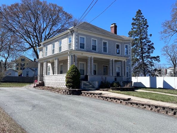 29-31 Middlesex St 1, Chelmsford MA 01863